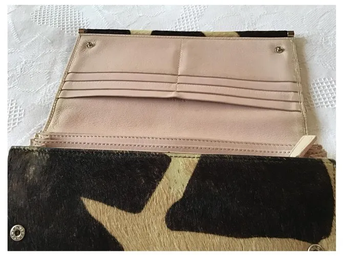 Bulgari Bvlgari Monedero de cuero de vaca Castaño 