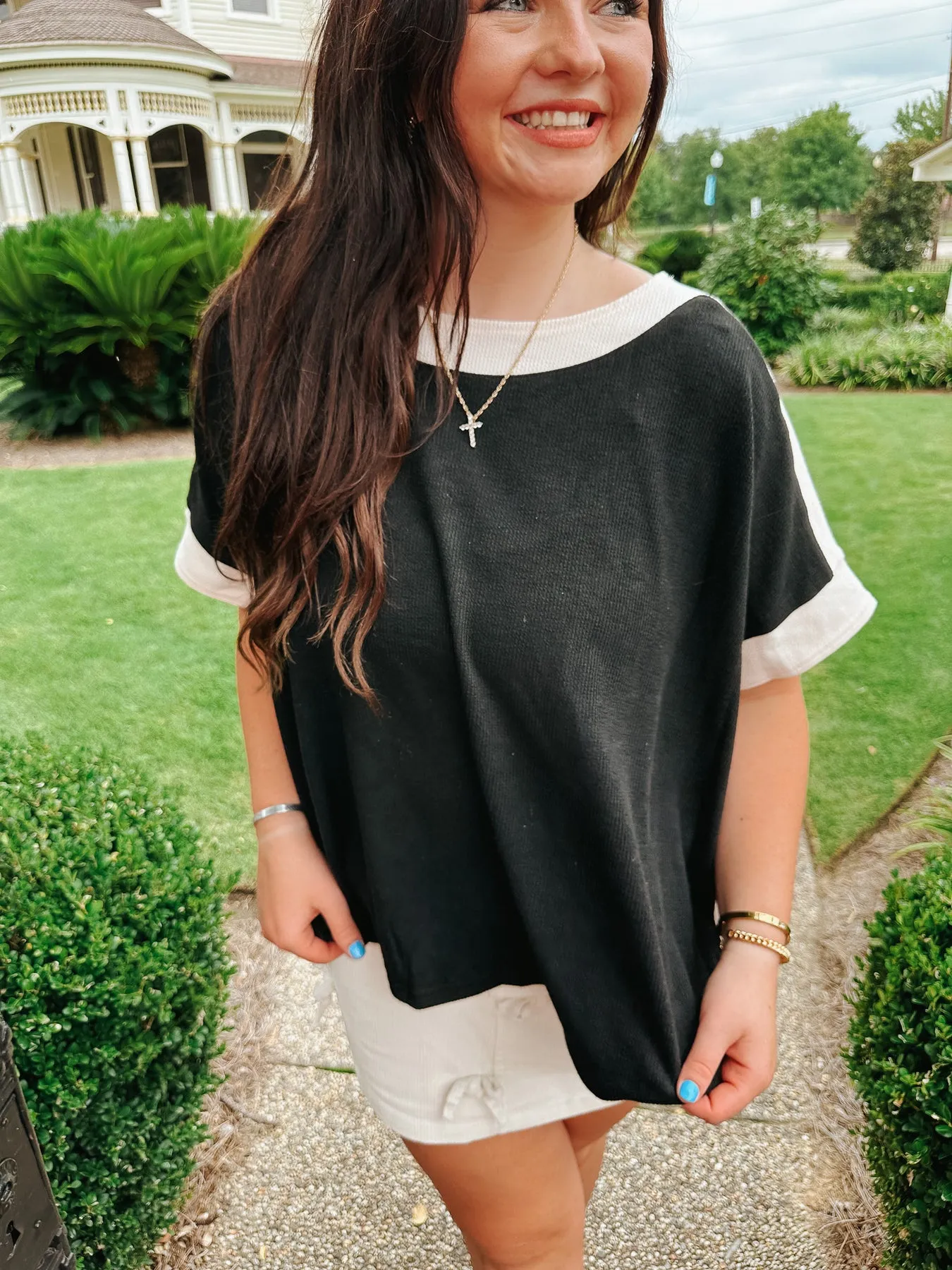 Simple & Chic Black Top-